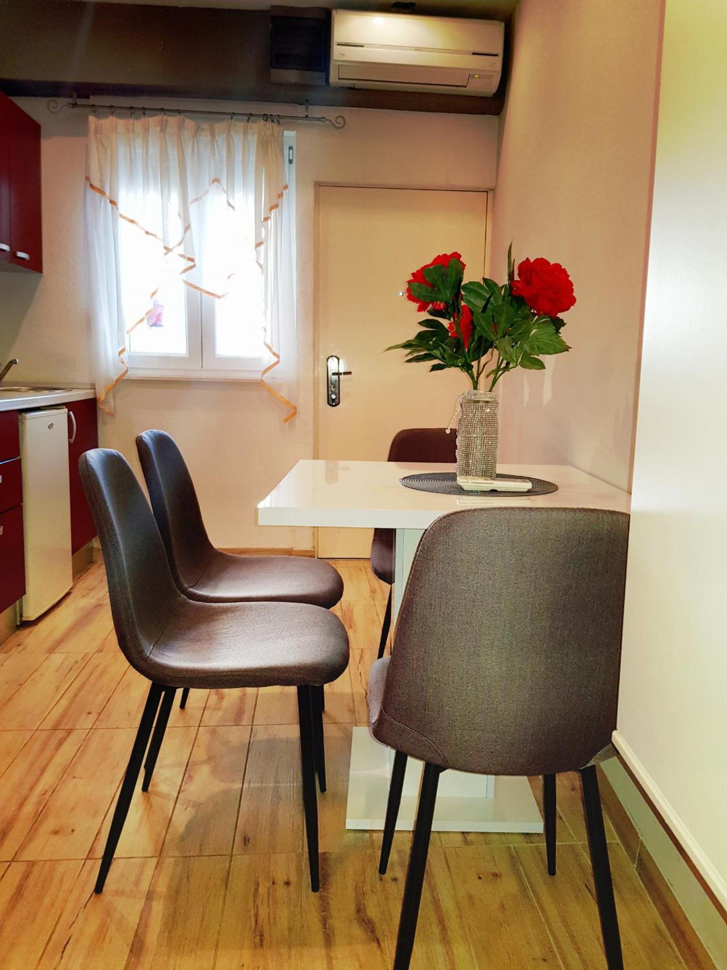 Apartment Lovre สปลิท ภายนอก รูปภาพ