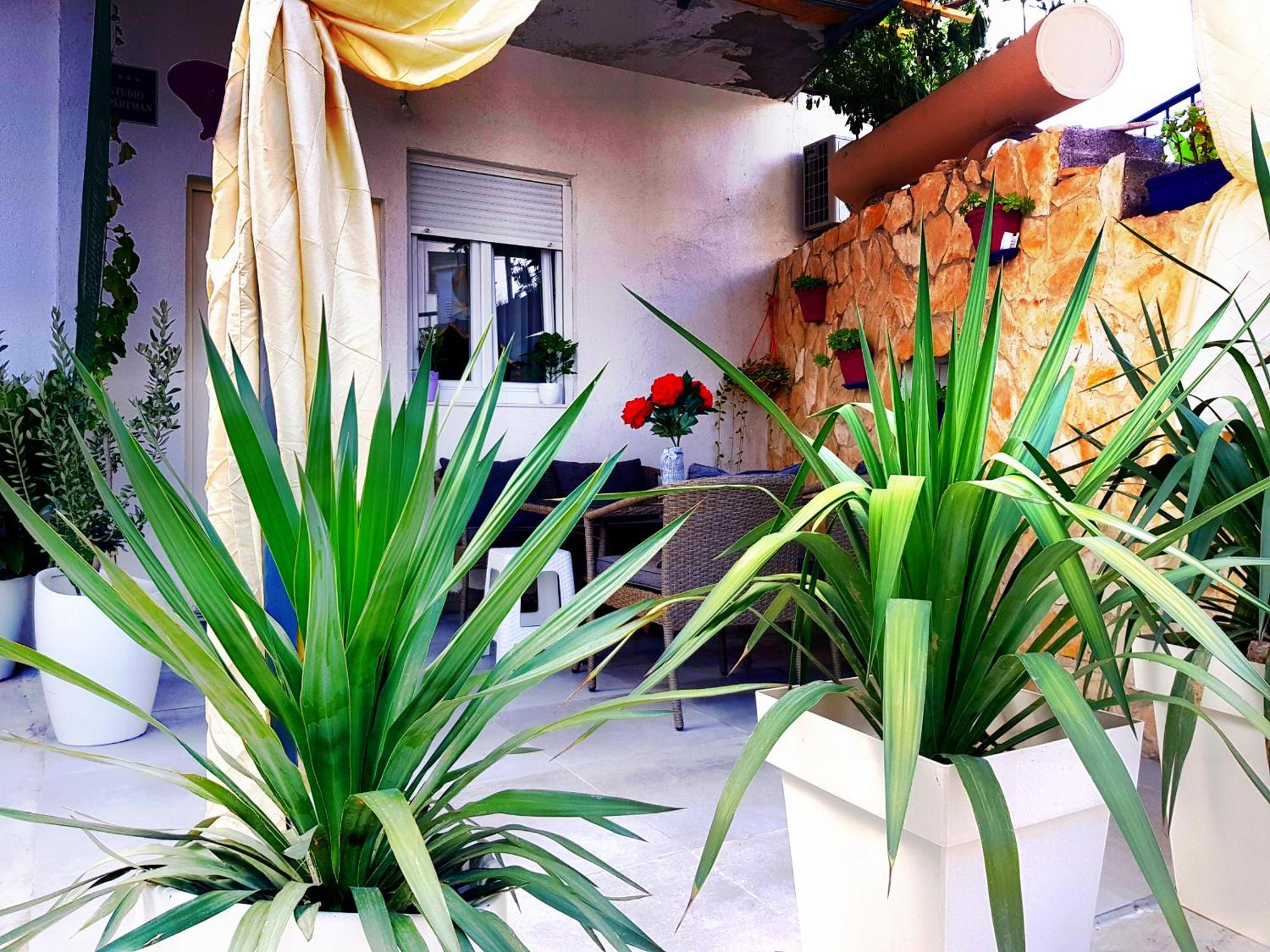 Apartment Lovre สปลิท ภายนอก รูปภาพ